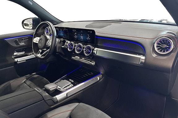 Mercedes-Benz EQB300 11 of 20