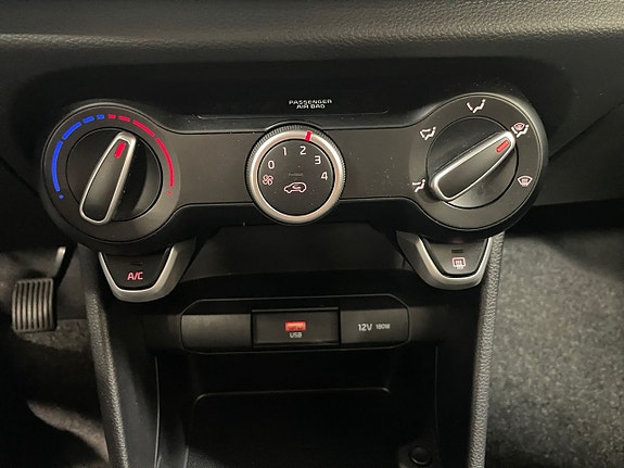 Kia Picanto 21 of 25