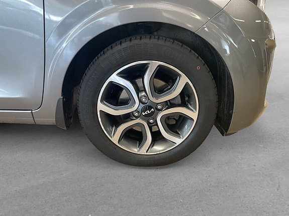 Kia Picanto 8 of 25