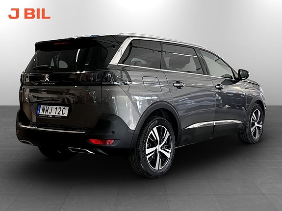 Peugeot 5008 3 of 19