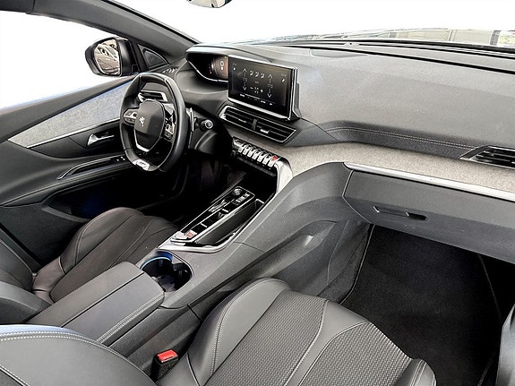 Peugeot 5008 14 of 19