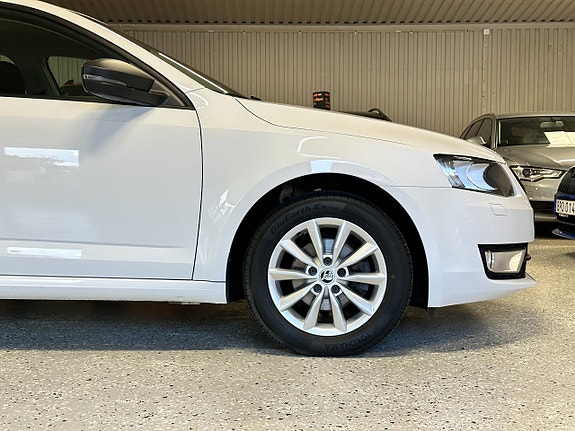 Skoda Octavia 3 of 23