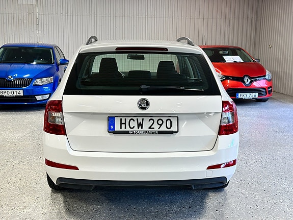 Skoda Octavia 7 of 23