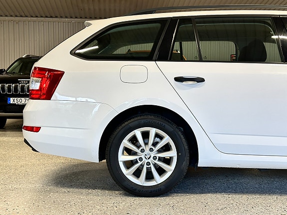 Skoda Octavia 4 of 23