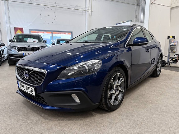 Volvo V40 Cross Country 12 of 12