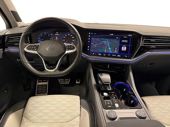 Volkswagen Touareg 15 of 24