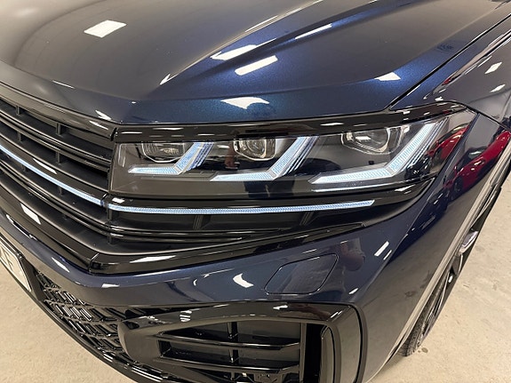 Volkswagen Touareg 22 of 24