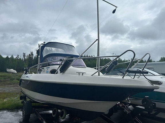 Galeon Galia 630WA Johnson /Suzuki 140  trolling utrustad 2 of 7