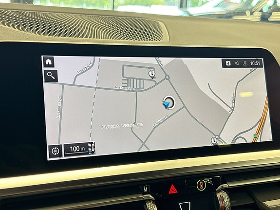 BMW 330e 15 of 27