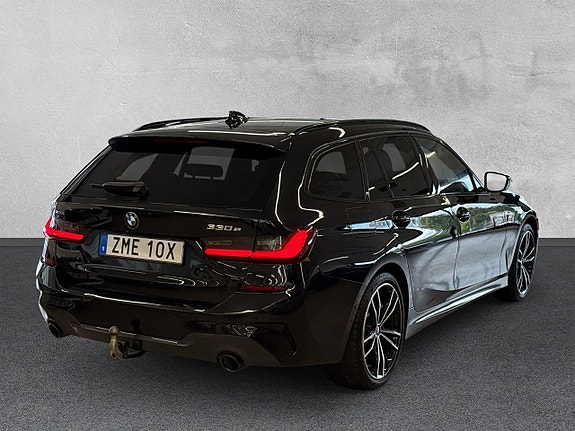 BMW 330e 5 of 27