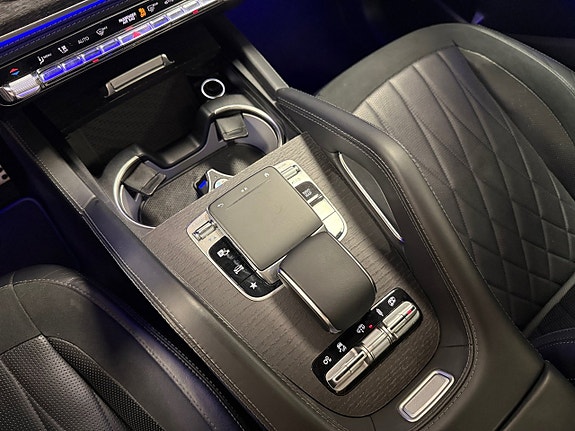 Mercedes-Benz GLE53 14 of 20