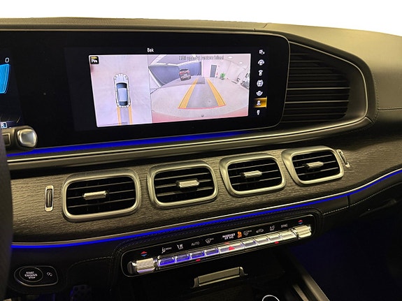 Mercedes-Benz GLE53 15 of 20