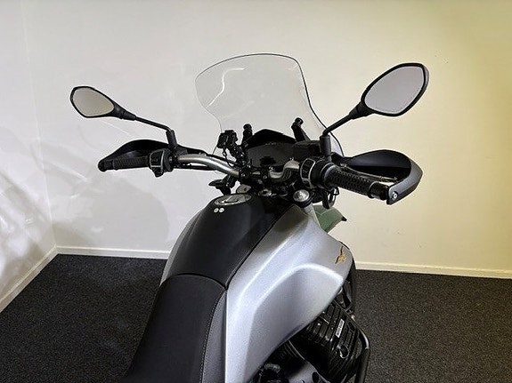 Moto Guzzi V85 TT Väskor 8 of 9