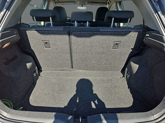 Toyota Auris 11 of 14