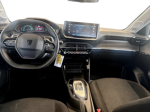 Peugeot 208 6 of 15