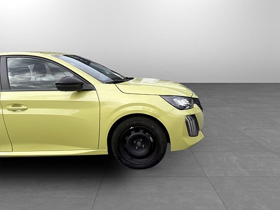 Peugeot 208 14 of 15