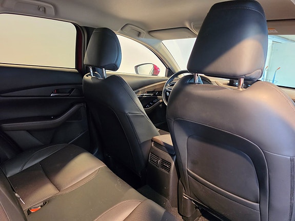 Mazda CX-30 3 of 4