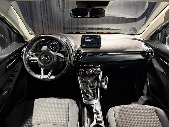 Mazda 2 10 of 12