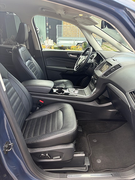 Ford Galaxy 13 of 20