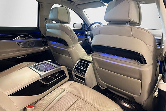 BMW 740d 13 of 29