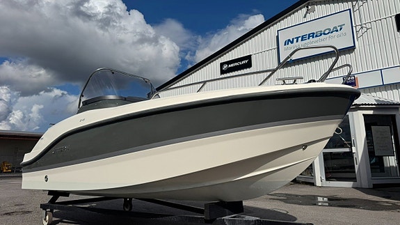 Uttern S45 Mercury F50 2018 - 146 Gångtimmar 2 of 7