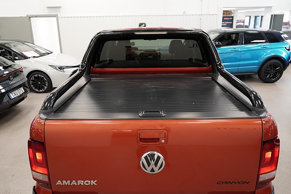 Volkswagen Amarok 12 of 23