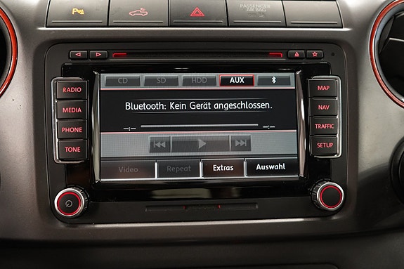 Volkswagen Amarok 19 of 23