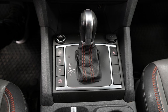 Volkswagen Amarok 16 of 23
