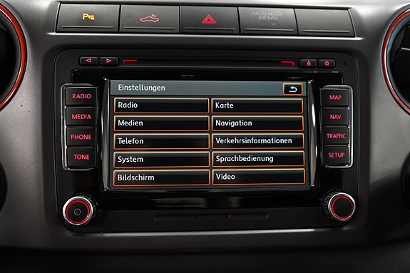 Volkswagen Amarok 18 of 23