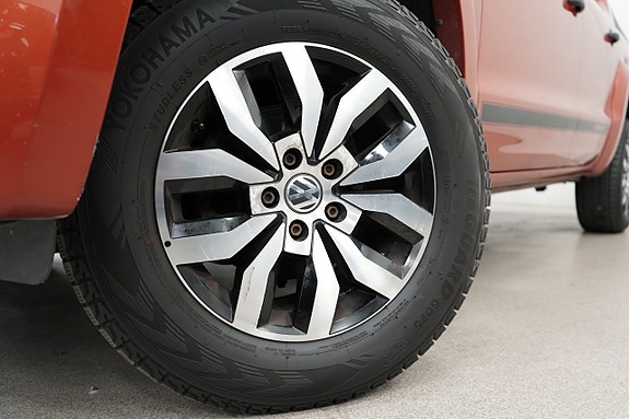 Volkswagen Amarok 20 of 23