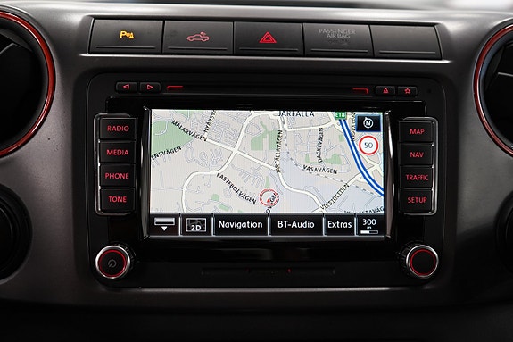 Volkswagen Amarok 17 of 23