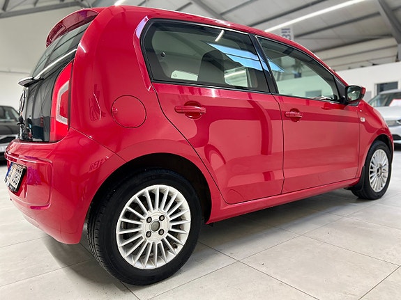 Volkswagen UP! 6 of 21