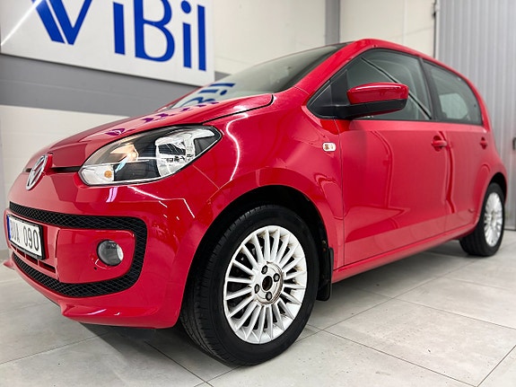 Volkswagen UP! 2 of 21