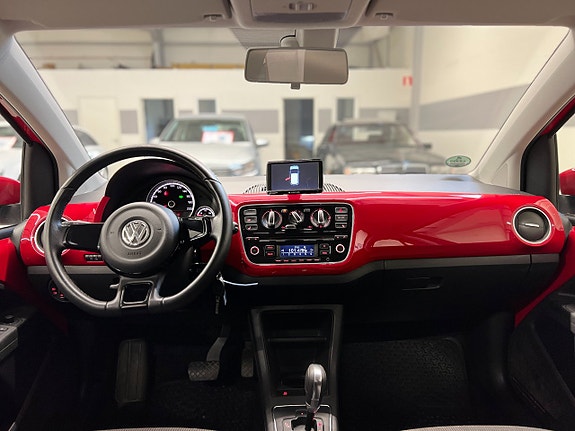 Volkswagen UP! 11 of 21