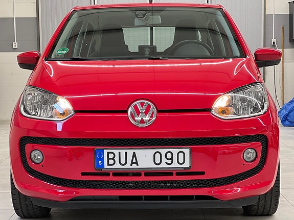 Volkswagen UP! 8 of 21