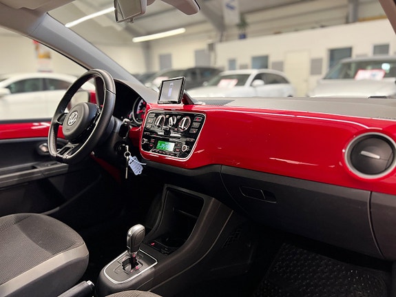 Volkswagen UP! 19 of 21
