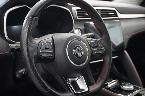 MG ZS 9 of 10