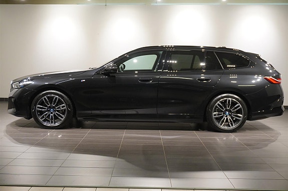 BMW i5 2 of 19