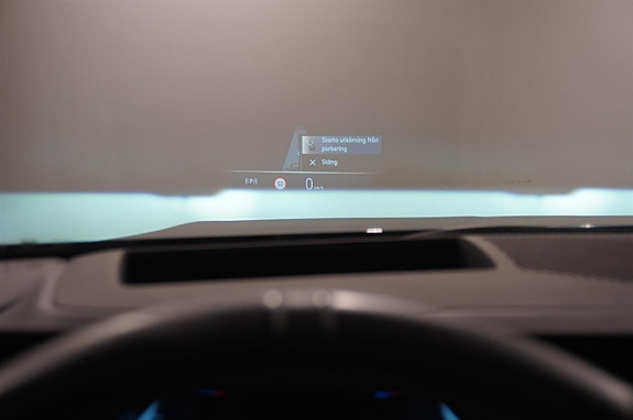 BMW i5 13 of 19