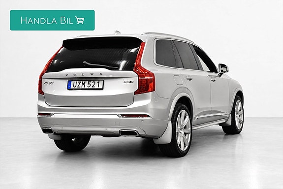 Volvo XC90 5 of 26