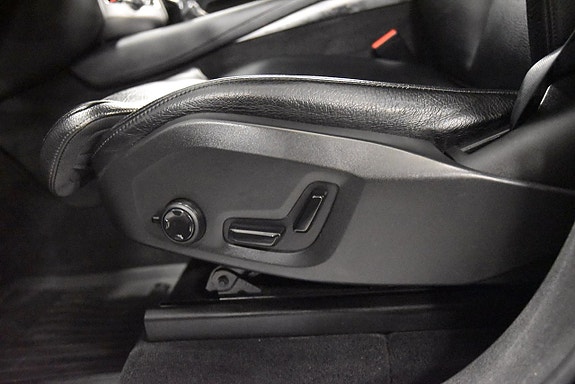 Volvo XC90 14 of 26