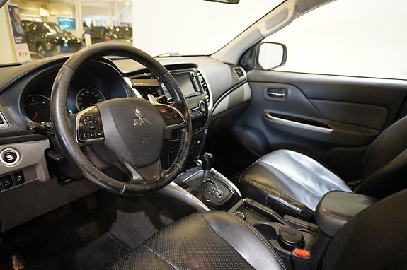 Mitsubishi L200 13 of 21