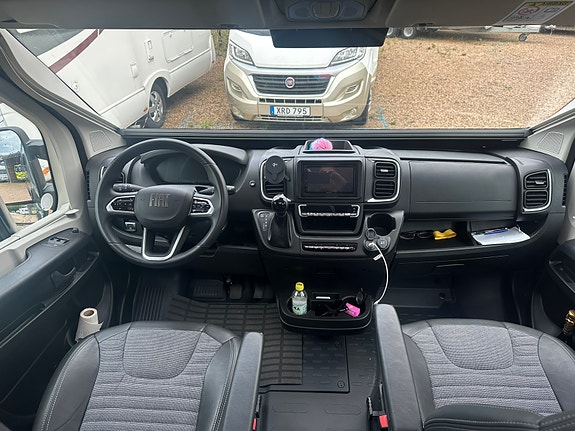 Adria Twin Supreme 640 SLB 6 of 14