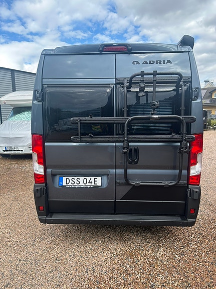 Adria Twin Supreme 640 SLB 4 of 14