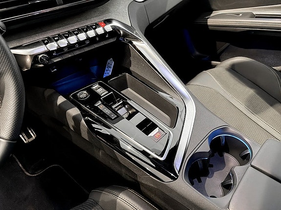 Peugeot 5008 13 of 19