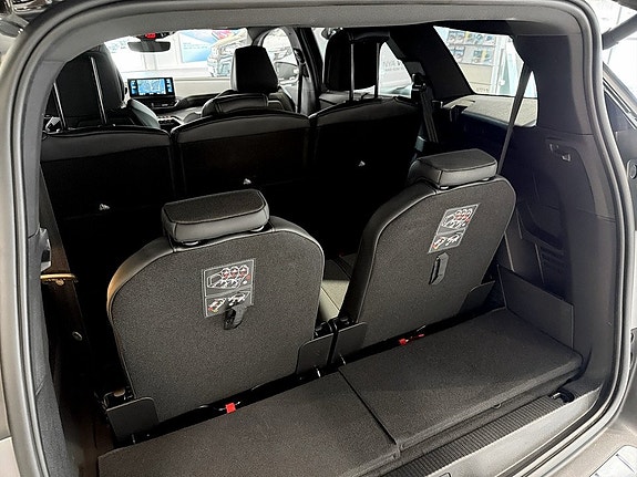 Peugeot 5008 18 of 19