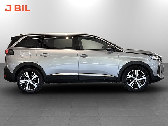 Peugeot 5008 16 of 19