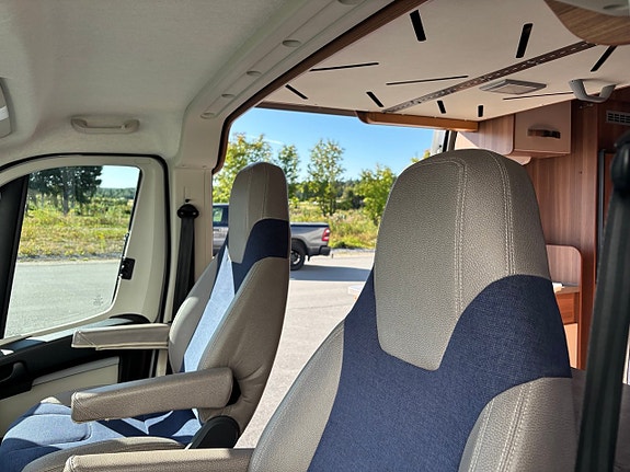 Weinsberg Carabus 601 MQ Campervan Fiat 2.3 MultiJet 4-Bädd Solcell Drag2500kg 26 of 30