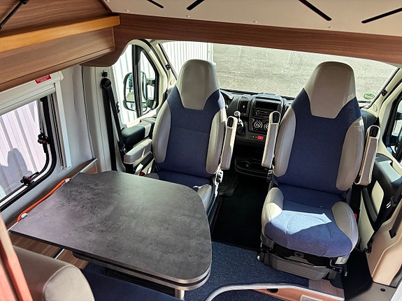 Weinsberg Carabus 601 MQ Campervan Fiat 2.3 MultiJet 4-Bädd Solcell Drag2500kg 15 of 30