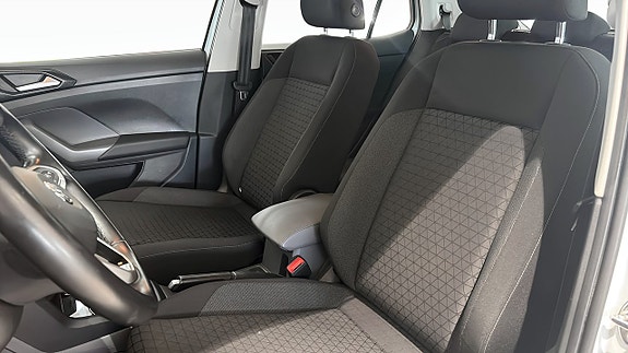 Volkswagen T-Cross 7 of 11